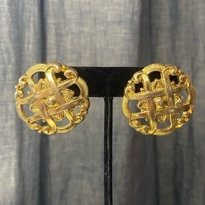 Vintage Gold Tone‎ Round Chunky Earrings Textured Filigree Design 1.5”